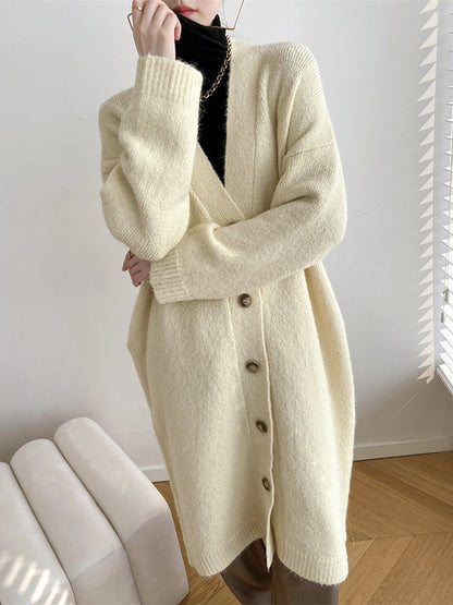 Beautifully Finished Cardigan in a Timeless Design