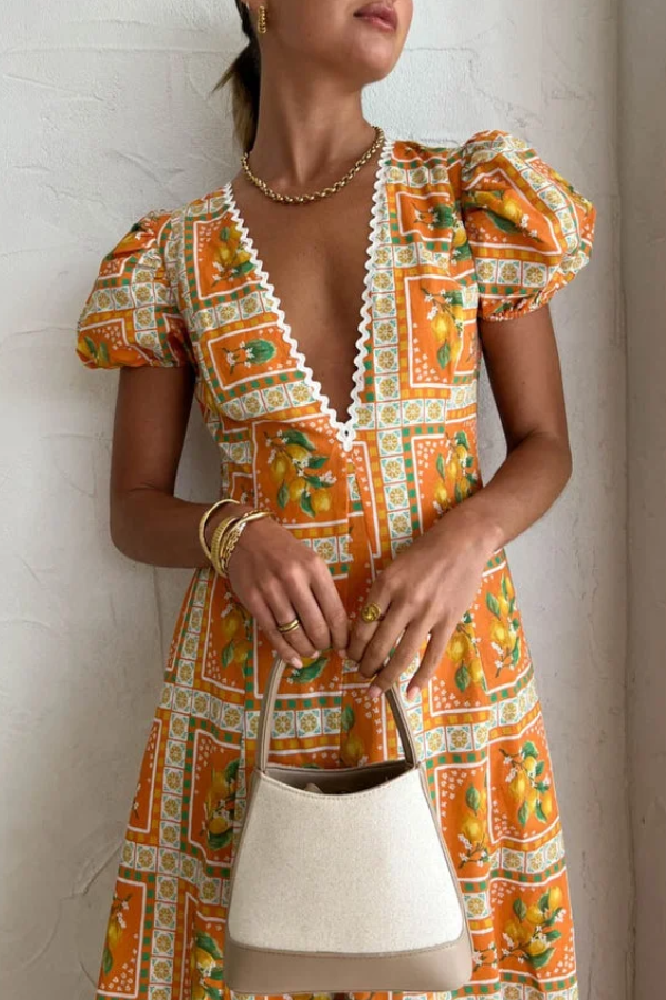 Beautifully Finished Garment in a Timeless Design