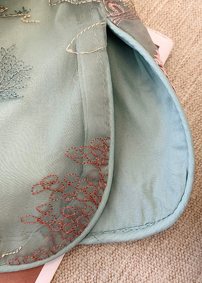 Beautifully Finished Coat in a Timeless Design