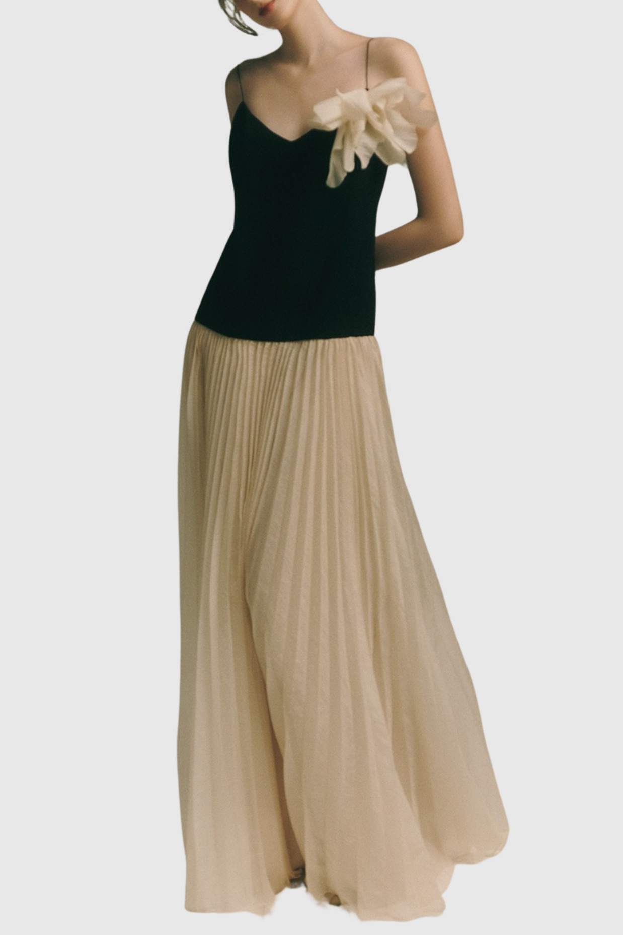 Polished Dress with an Effortless Classic Look