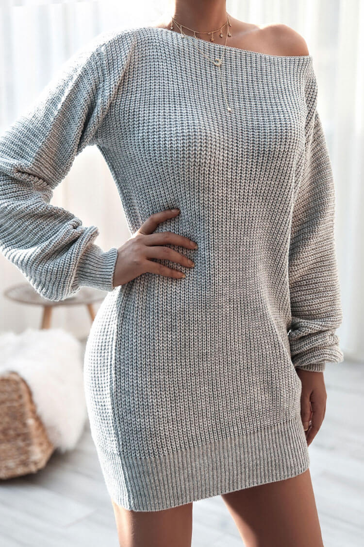 Classic Vintage Sweater with a Flattering Fit