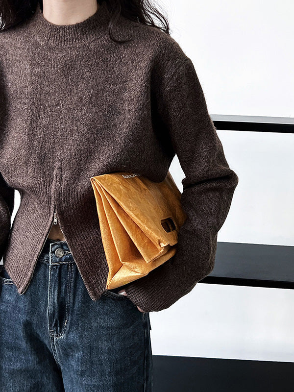 Classic Vintage Sweater with a Flattering Fit