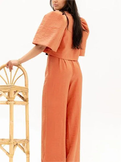Sophisticated Blouse with a Clean Classic Look