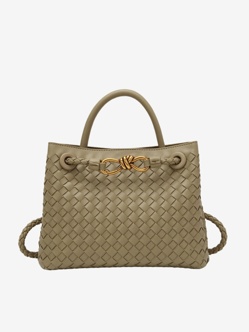 Beautifully Finished Bag in a Timeless Design