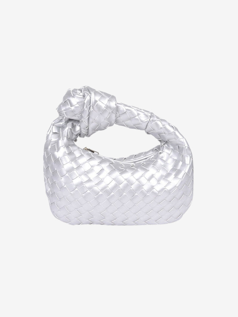 Well Tailored Bag with a Graceful Silhouette