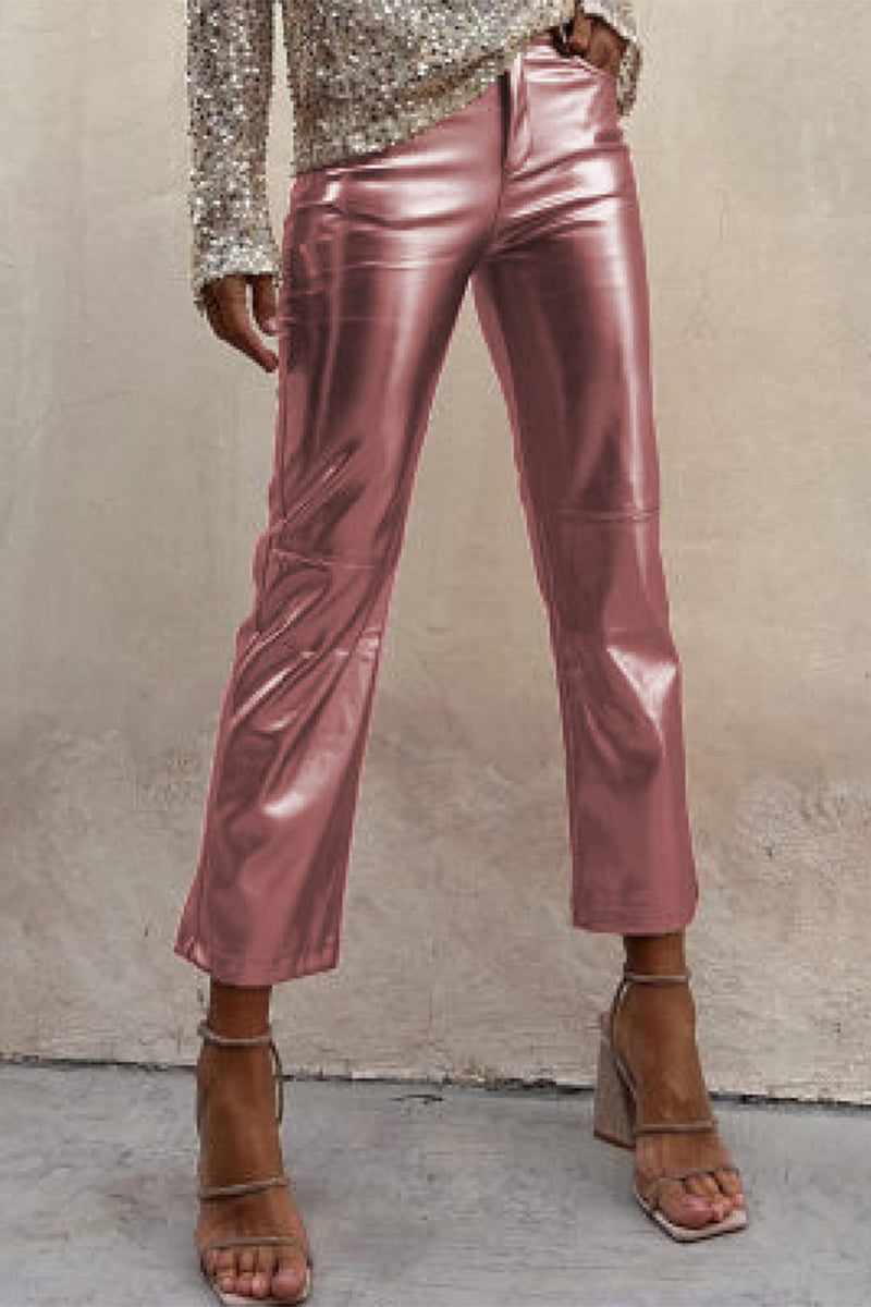 Effortlessly Elegant Garment with a Timeless Design