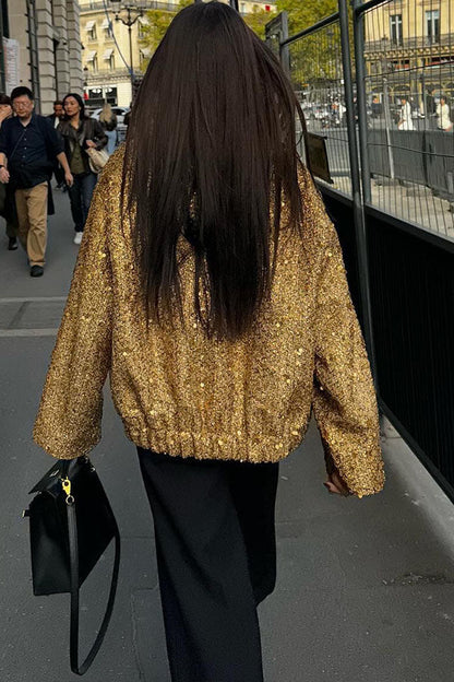 Well Tailored Jacket with a Graceful Silhouette