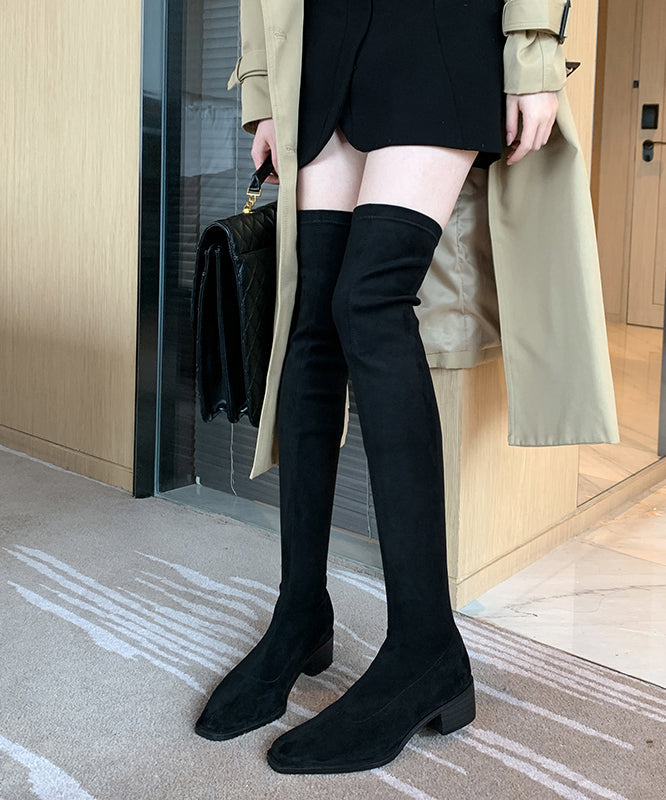 Beautifully Finished Boots in a Timeless Design
