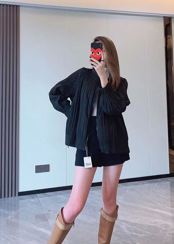 Well Tailored Jacket with a Graceful Silhouette
