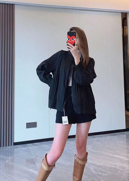 Well Tailored Jacket with a Graceful Silhouette
