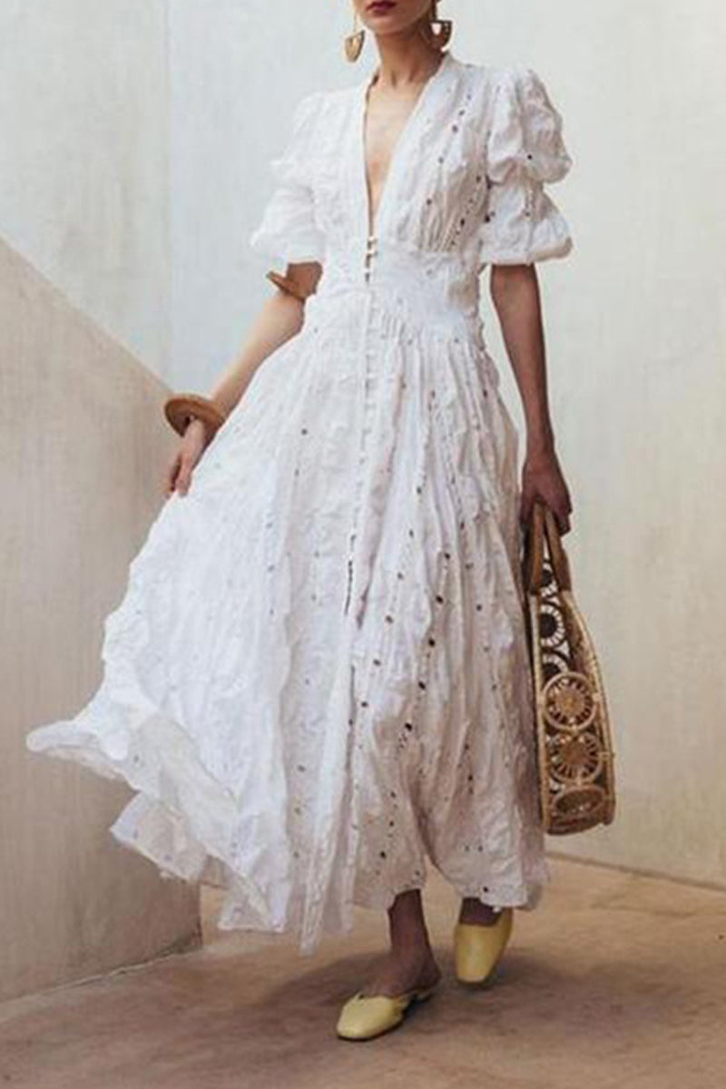 Classic Vintage Dress with a Flattering Fit