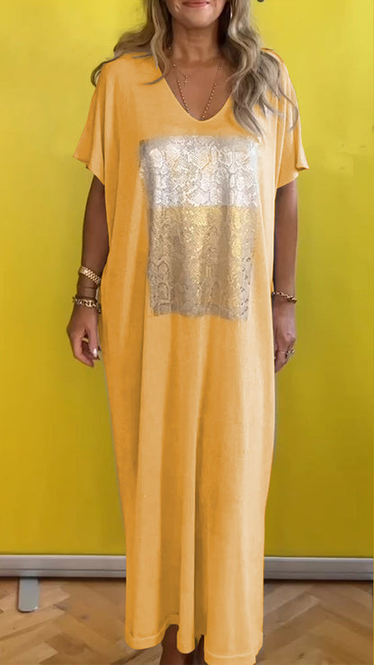 Classic Vintage Dress with a Flattering Fit