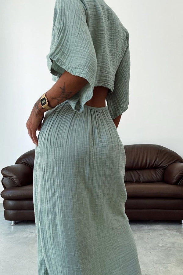 Polished Dress with an Effortless Classic Look
