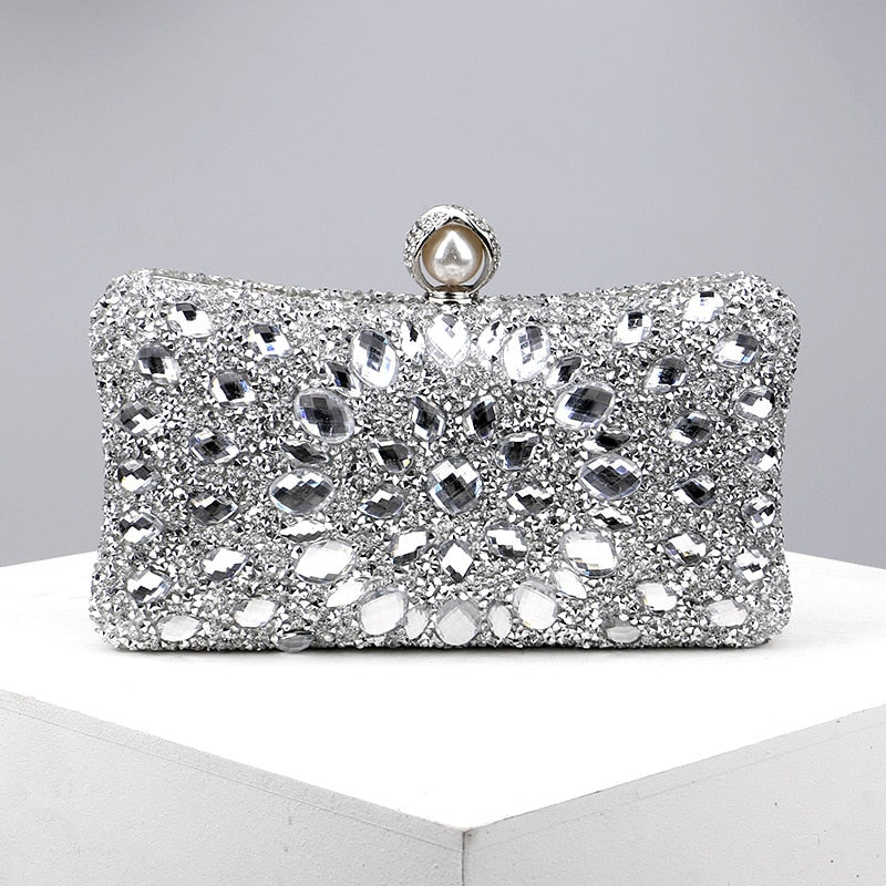 Sophisticated Bag with a Clean Classic Look