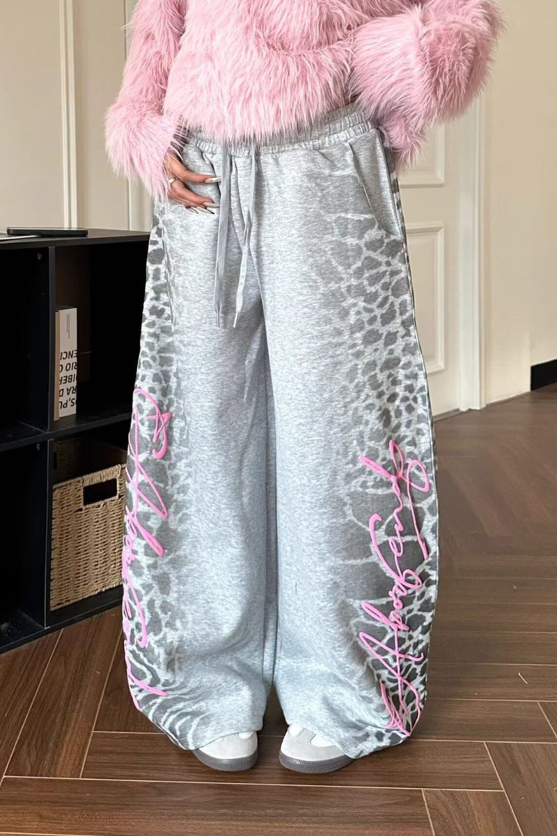 Sophisticated Pants with a Clean Classic Look