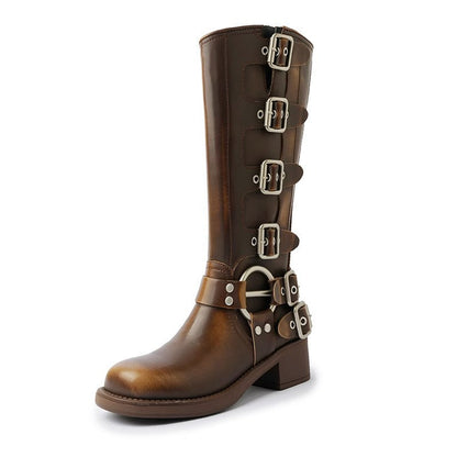 Beautifully Finished Boots in a Timeless Design