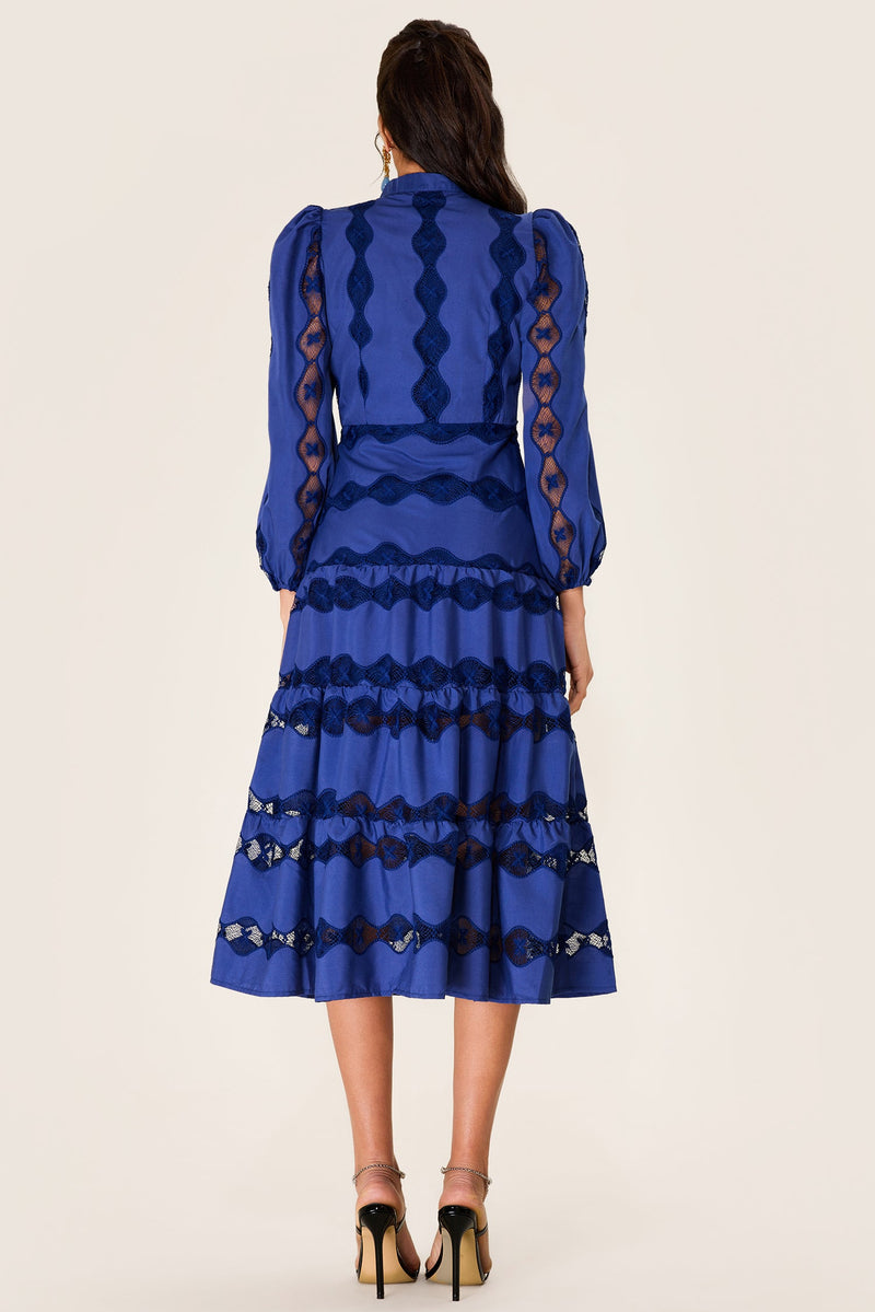 Sophisticated Dress with a Clean Classic Look