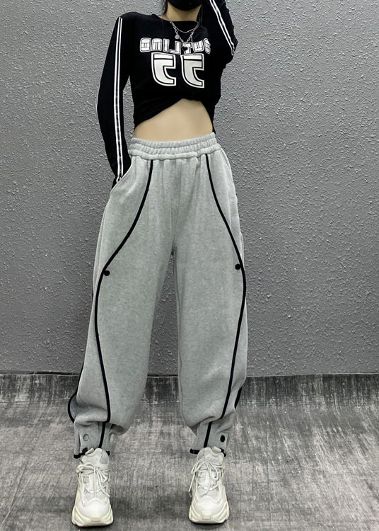 Well Tailored Pants with a Graceful Silhouette