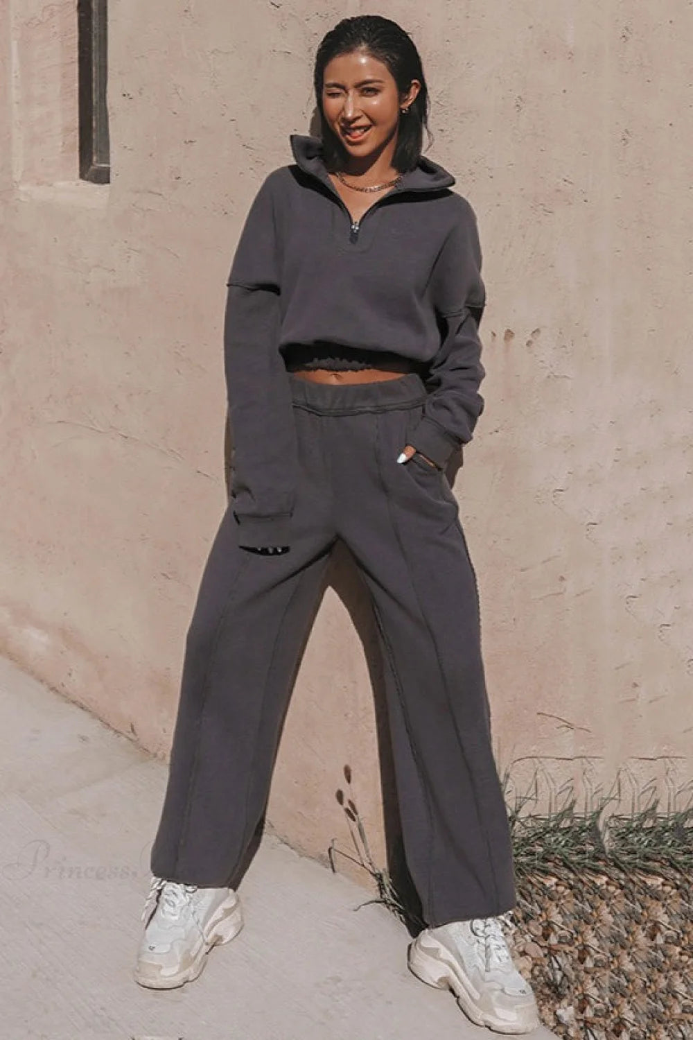 Well Tailored Shirt with a Graceful Silhouette