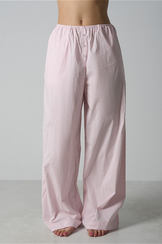 Gracefully Styled Pants for Any Occasion