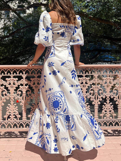 Classic Vintage & Enduringly Stylish Dress