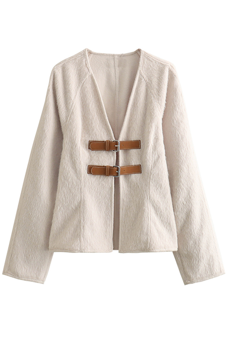 Polished Garment with an Effortless Classic Look
