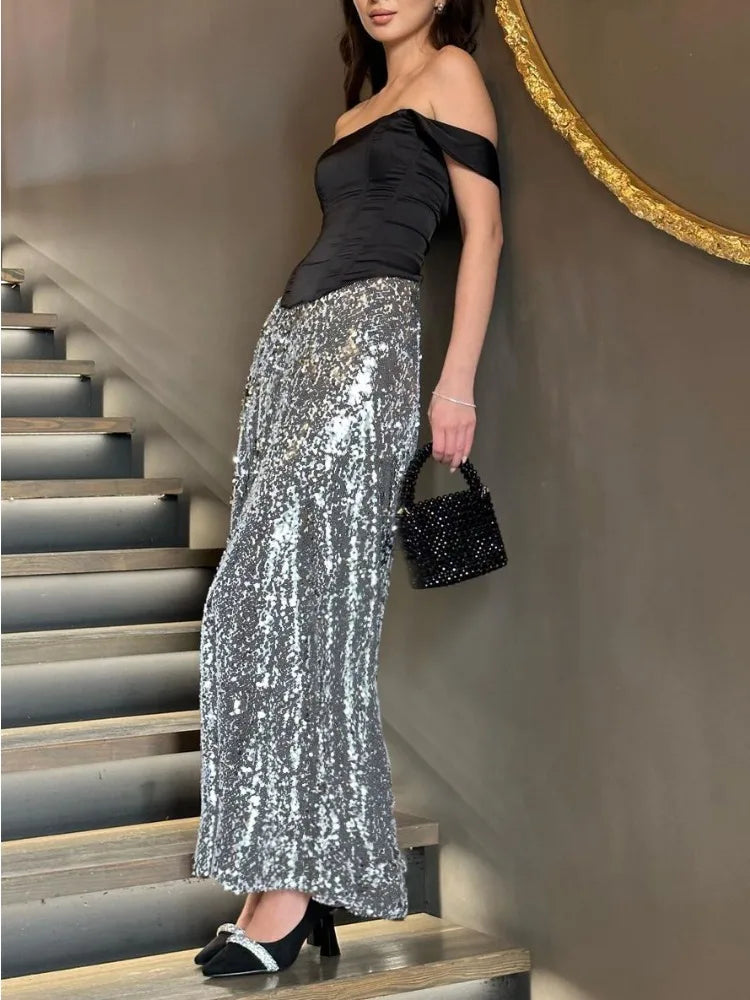 Classic Vintage Garment with a Flattering Fit