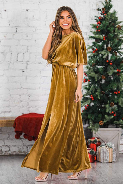 Elegantly Styled Dress for Everyday Wear