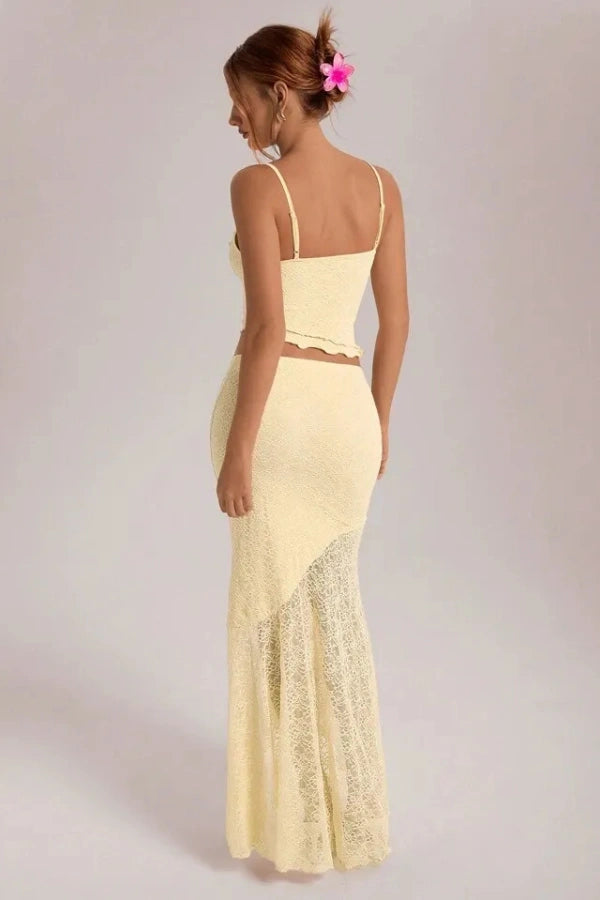 Classic Vintage Garment with a Flattering Fit