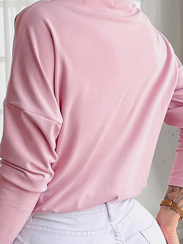 Effortlessly Elegant T-Shirt with a Timeless Design