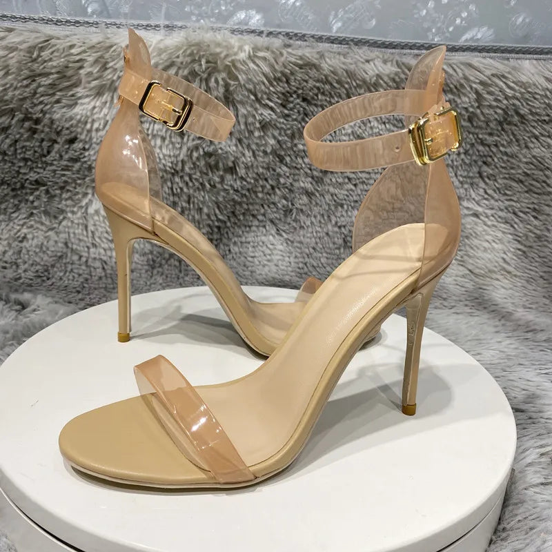Classic Vintage Sandals with a Flattering Fit