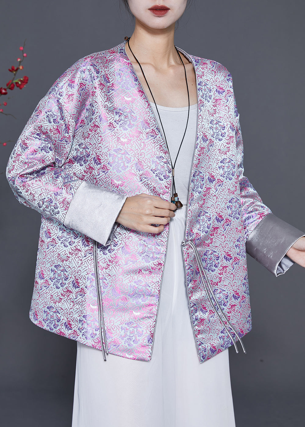 Well Tailored Coat with a Graceful Silhouette