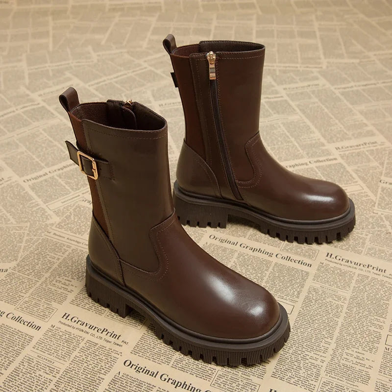 Beautifully Finished Boots in a Timeless Design