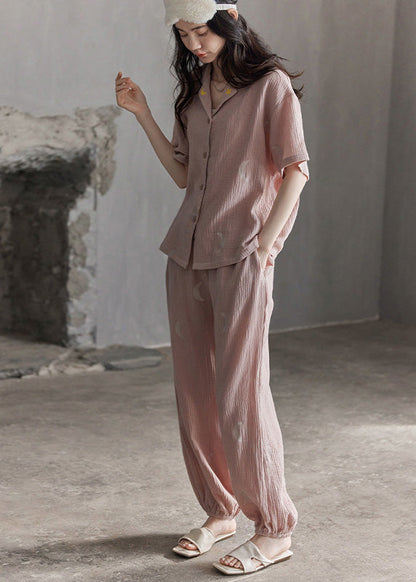 Effortlessly Elegant Garment with a Timeless Design