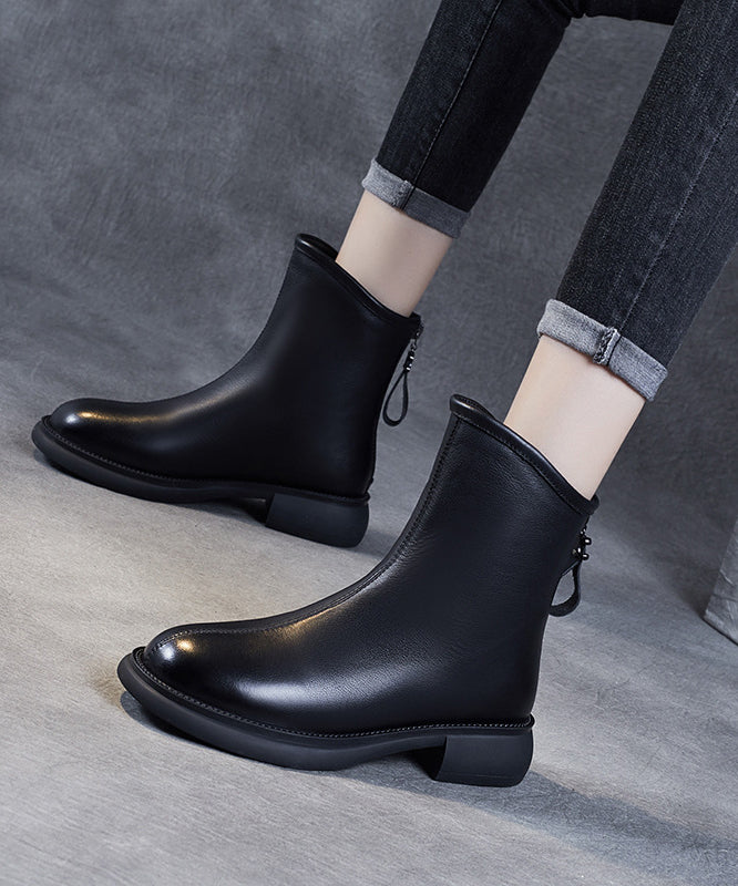 Polished Boots with an Effortless Classic Look