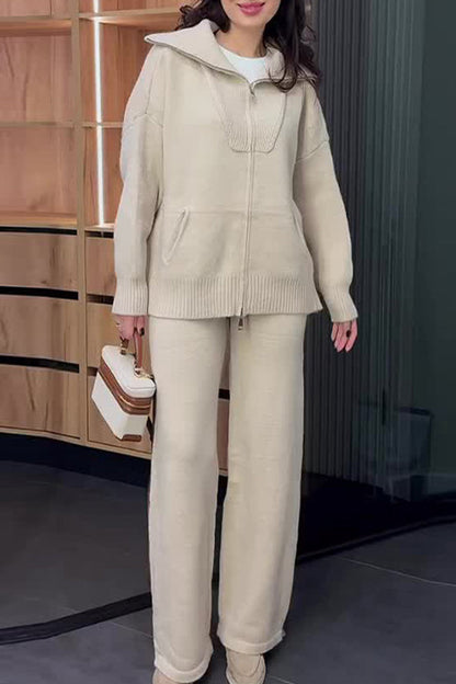 Sophisticated Garment with a Clean Classic Look