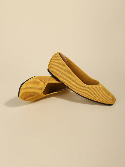 Sophisticated Garment with a Clean Classic Look