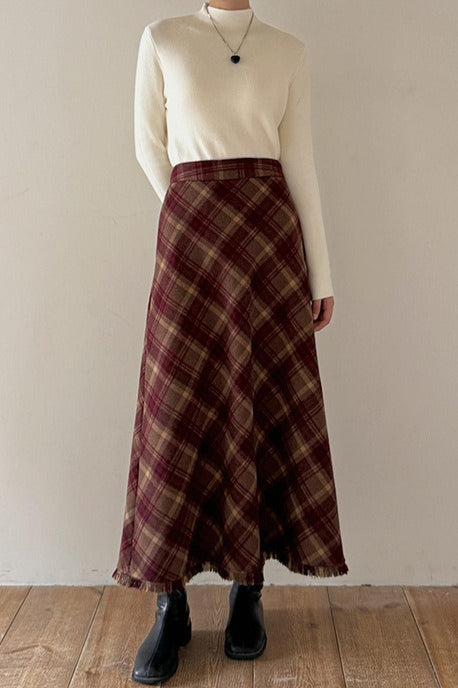 Effortlessly Elegant Garment with a Timeless Design