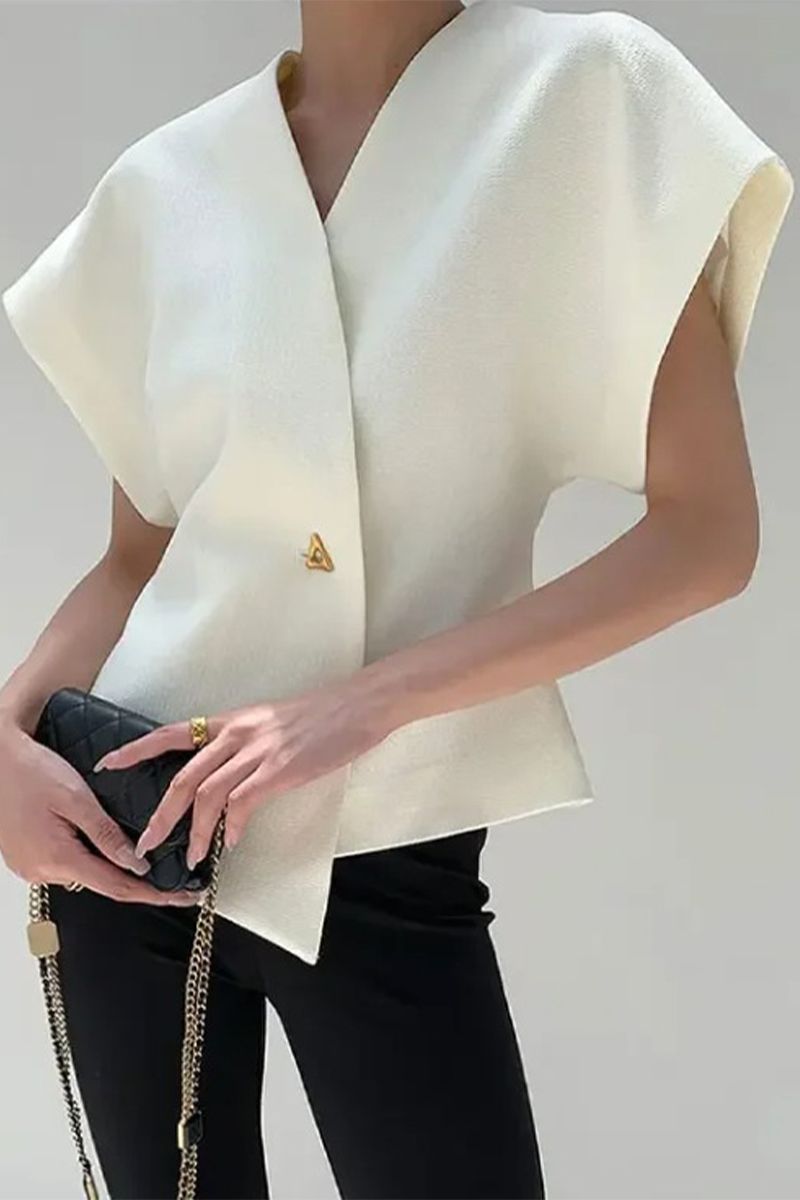 A Vintage Style Top with Delicate Timeless Details