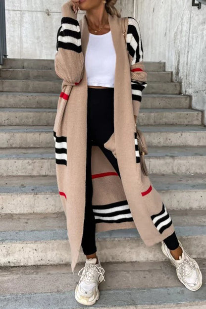 Effortlessly Elegant Cardigan with a Timeless Design