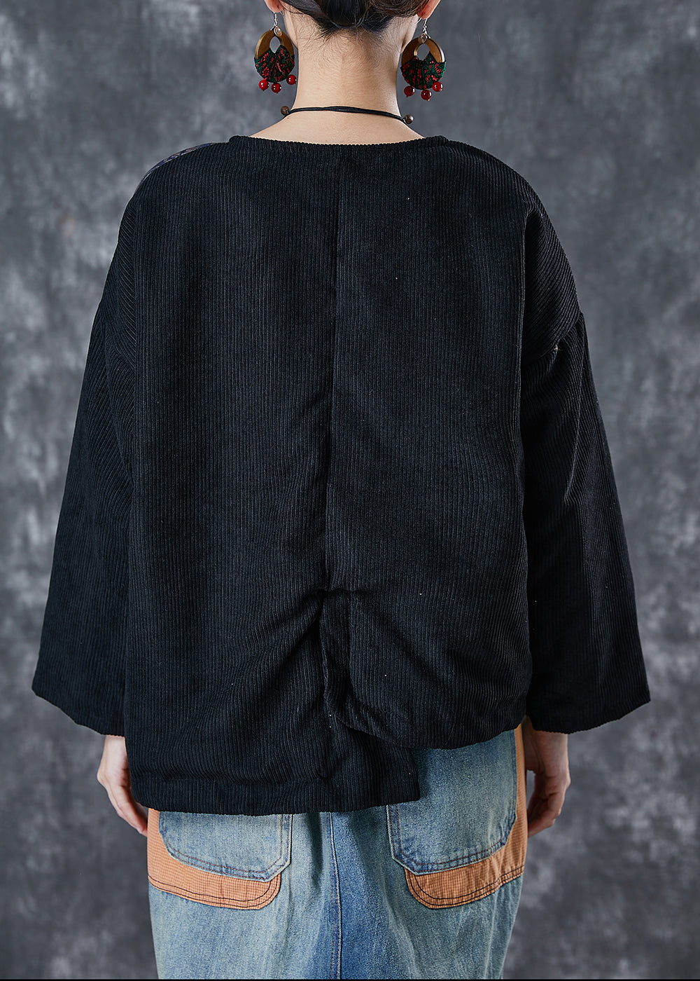 Beautifully Finished Coat in a Timeless Design