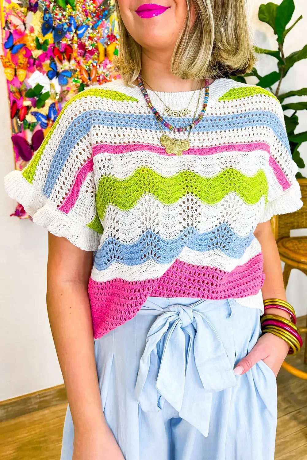 Well Tailored Sweater with a Graceful Silhouette
