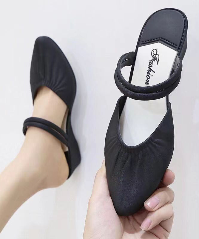 Beautifully Crafted Sandals in a Classic Style