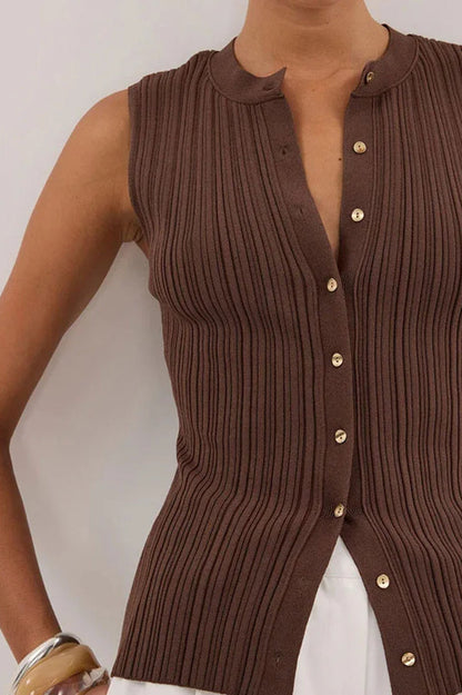 Beautifully Crafted Cardigan in a Classic Style