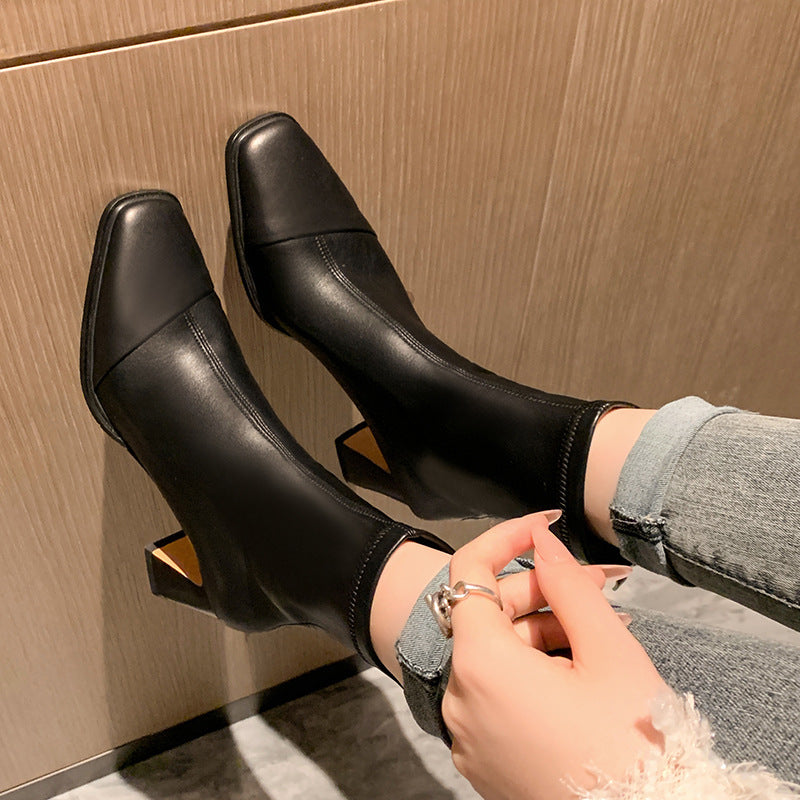 Classic Vintage Heels with a Flattering Fit