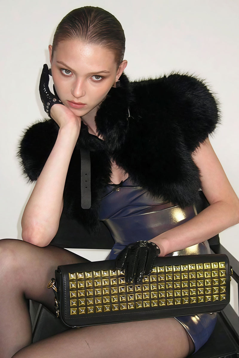 Beautifully Finished Garment in a Timeless Design