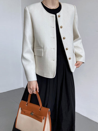 Gracefully Styled Garment for Any Occasion