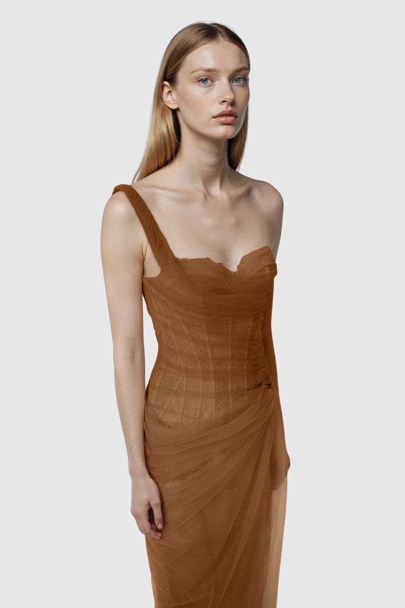 Beautifully Crafted Dress in a Classic Style