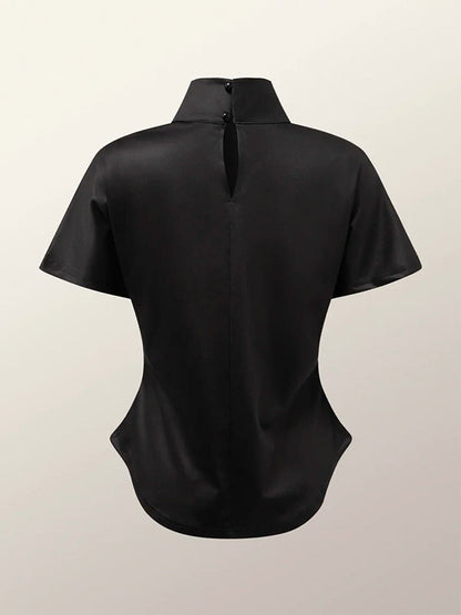 Classic Vintage T-Shirt with a Flattering Fit