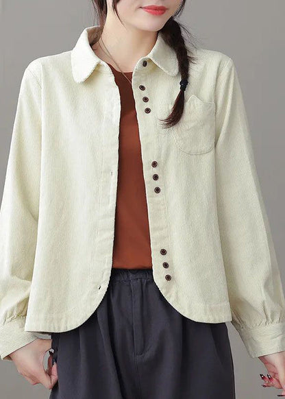 Effortlessly Elegant Coat with a Timeless Design